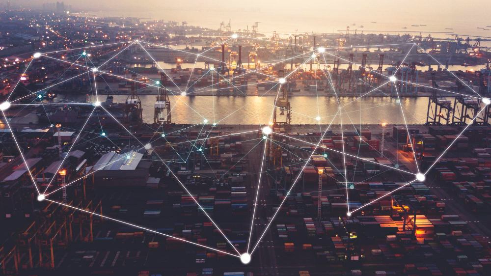 Supply chain conectado em escala: TNS e dados logísticos